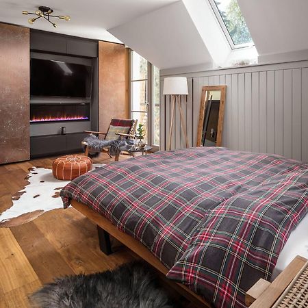 Peaceful, Cozy Designer Mountain Studio Harrachov Luaran gambar